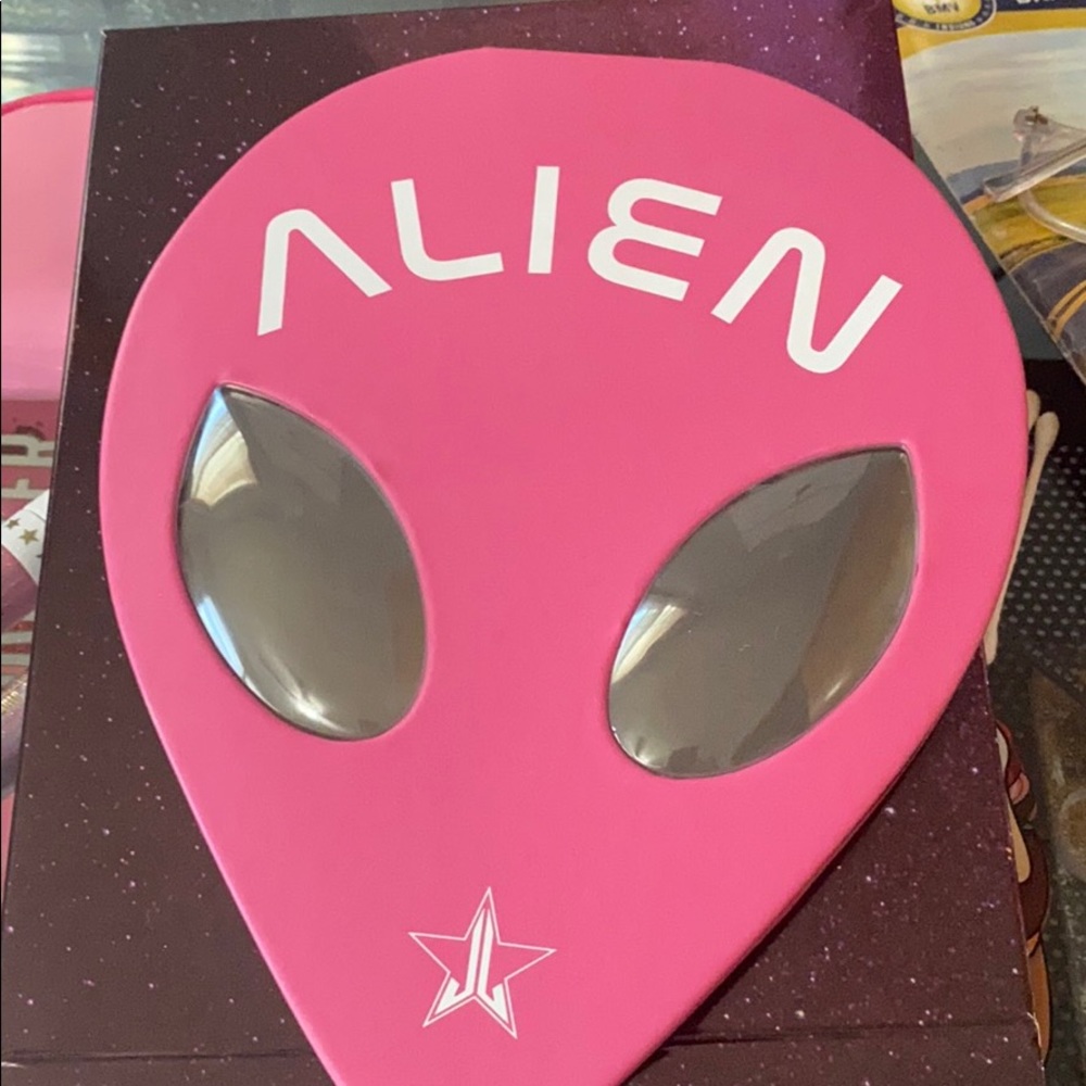 Jeffree Star Alien Palette